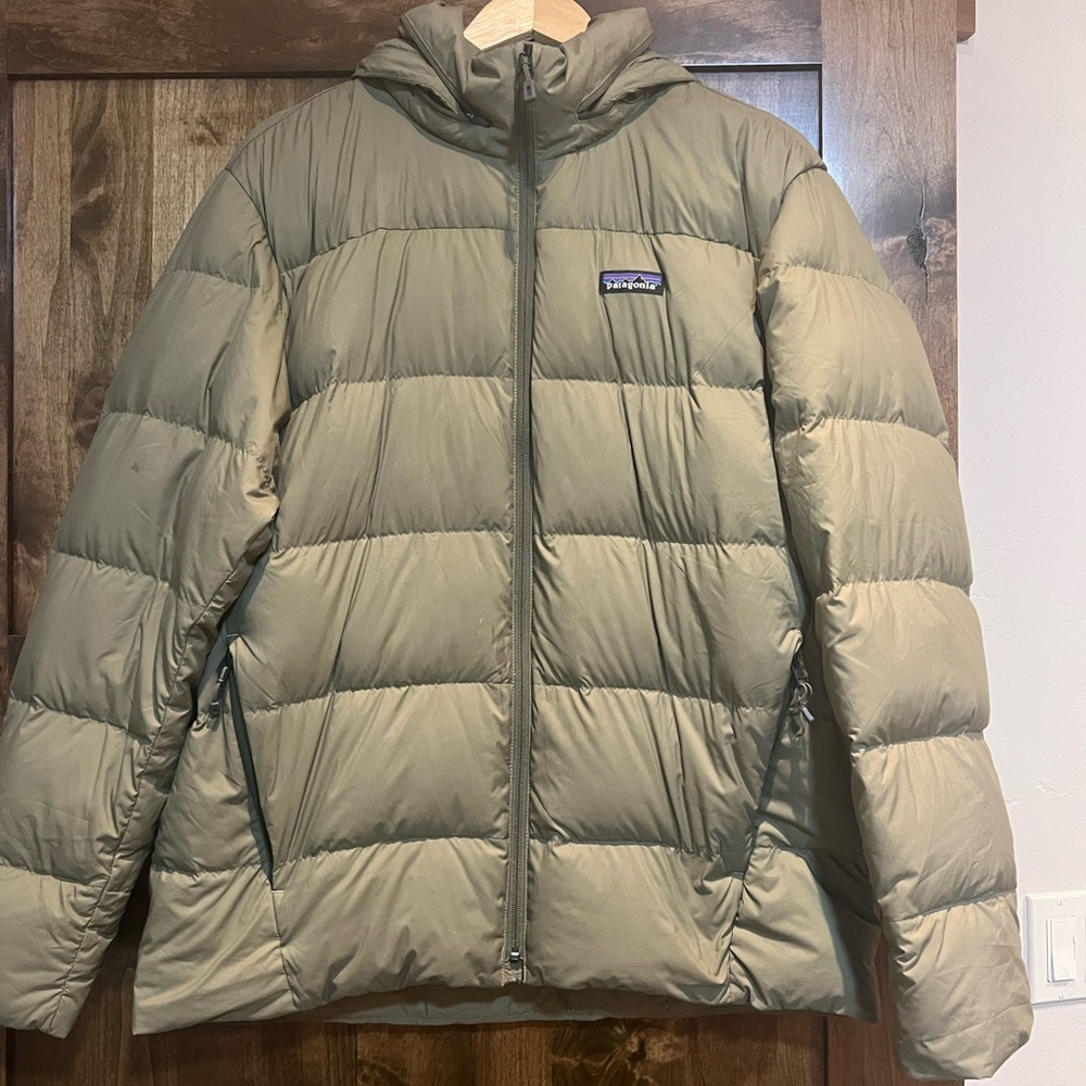 Men’s large green Patagonia down jacket.